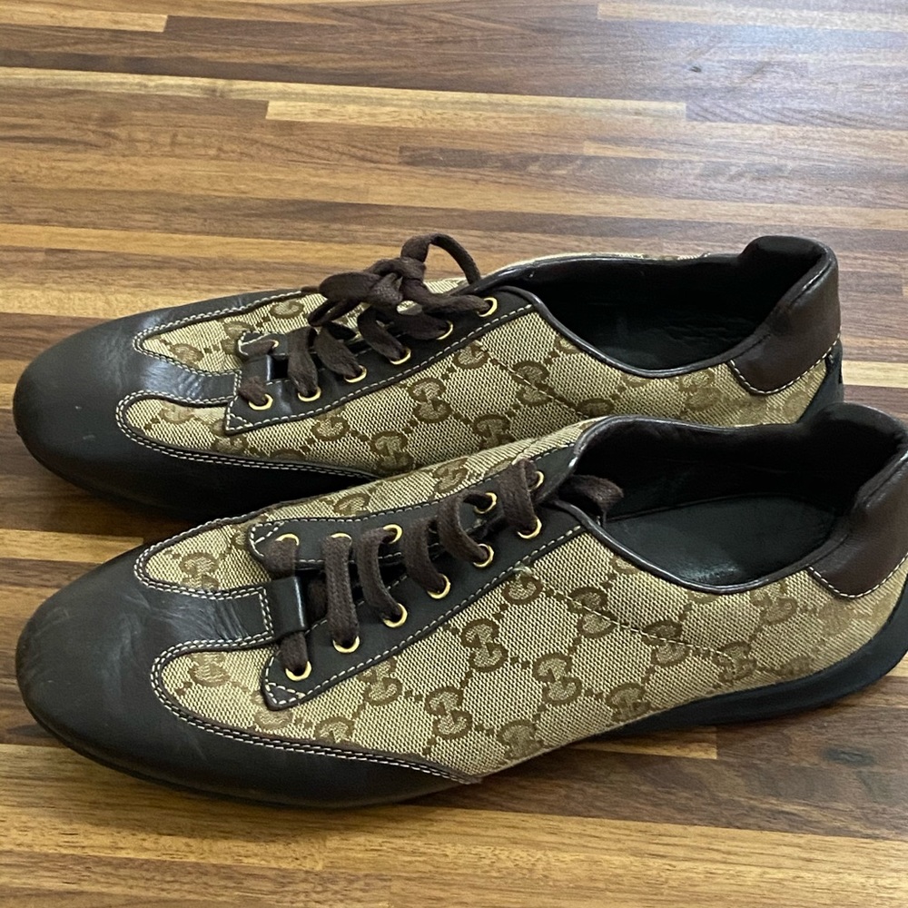 Gucci sneakers Authentic